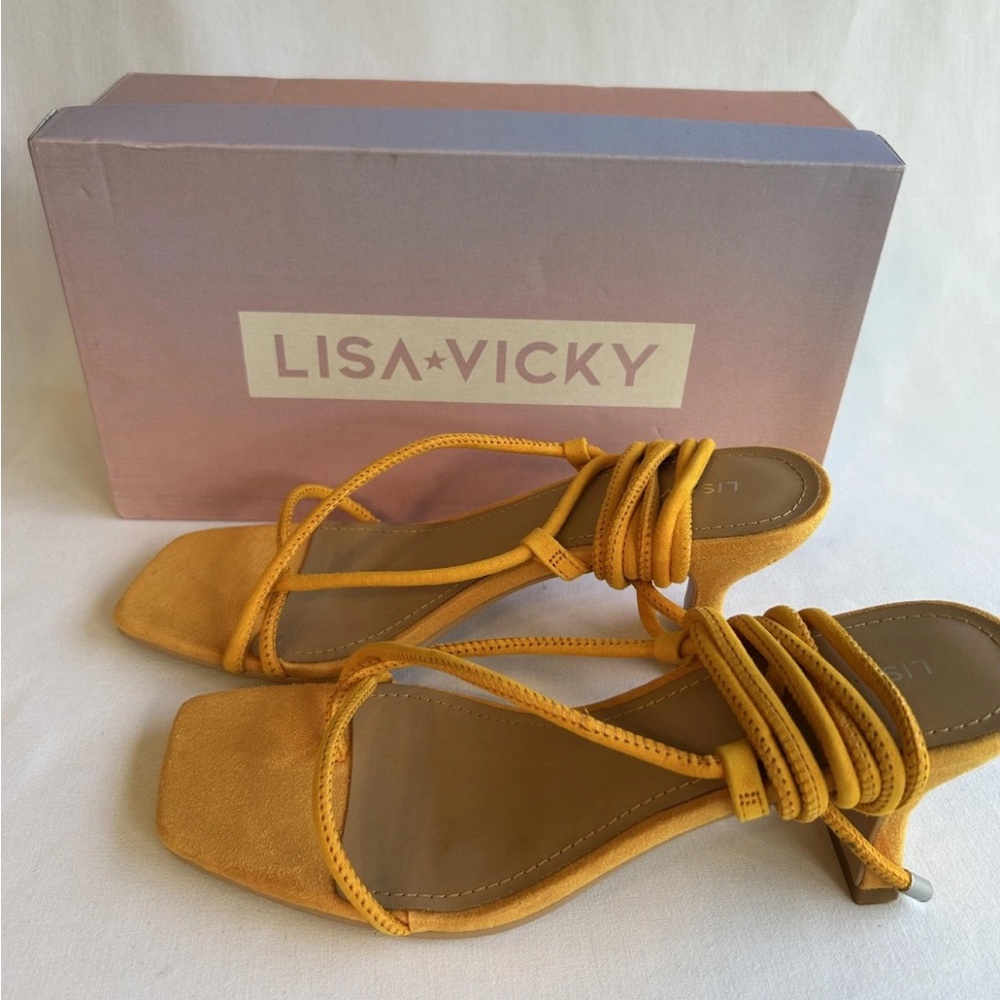 Lisa Vicky Sandals - Picture 2 of 8